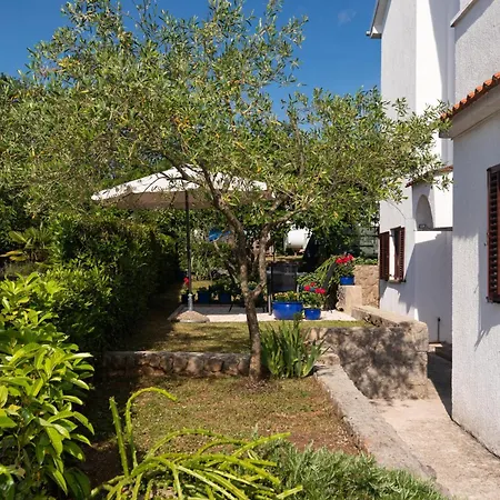 And With Parking Space Njivice, Krk - 17010