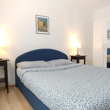 And With Parking Space Njivice, Krk - 17010 Guest house 3*